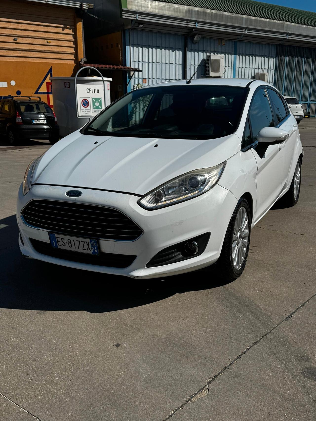 Ford Fiesta 1.5 TDCi 75CV 5 porte 2014
