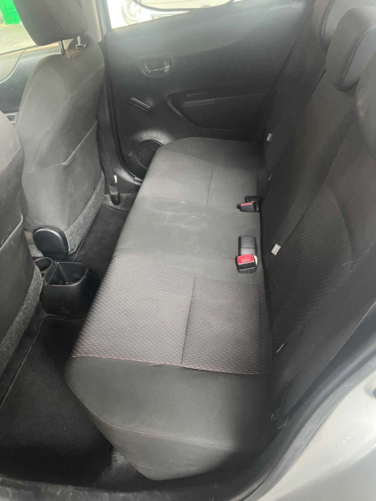 Toyota Yaris 1.3 5 porte Lounge