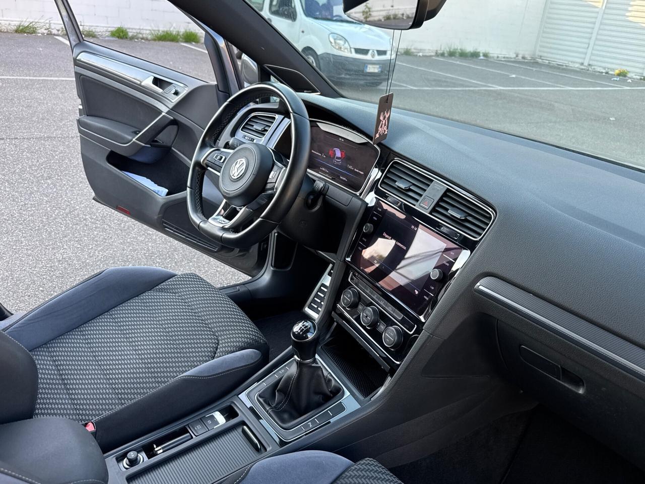 Volkswagen Golf 7.5 1.4 125 CV Rline digitale 2018