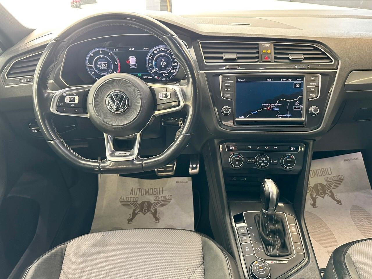 Volkswagen Tiguan 2.0 240CV DSG 4MOTION R-Line 2017