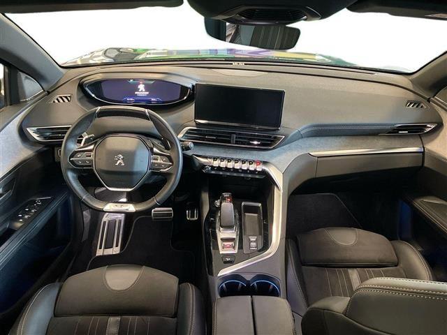 PEUGEOT 3008 1.6 HYBRID4 PHEV 300cv GT Pack 4x4 e-EAT8