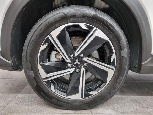 MITSUBISHI Eclipse Cross 2.4 MIVEC 4WD PHEV Instyle SDA Pack 0
