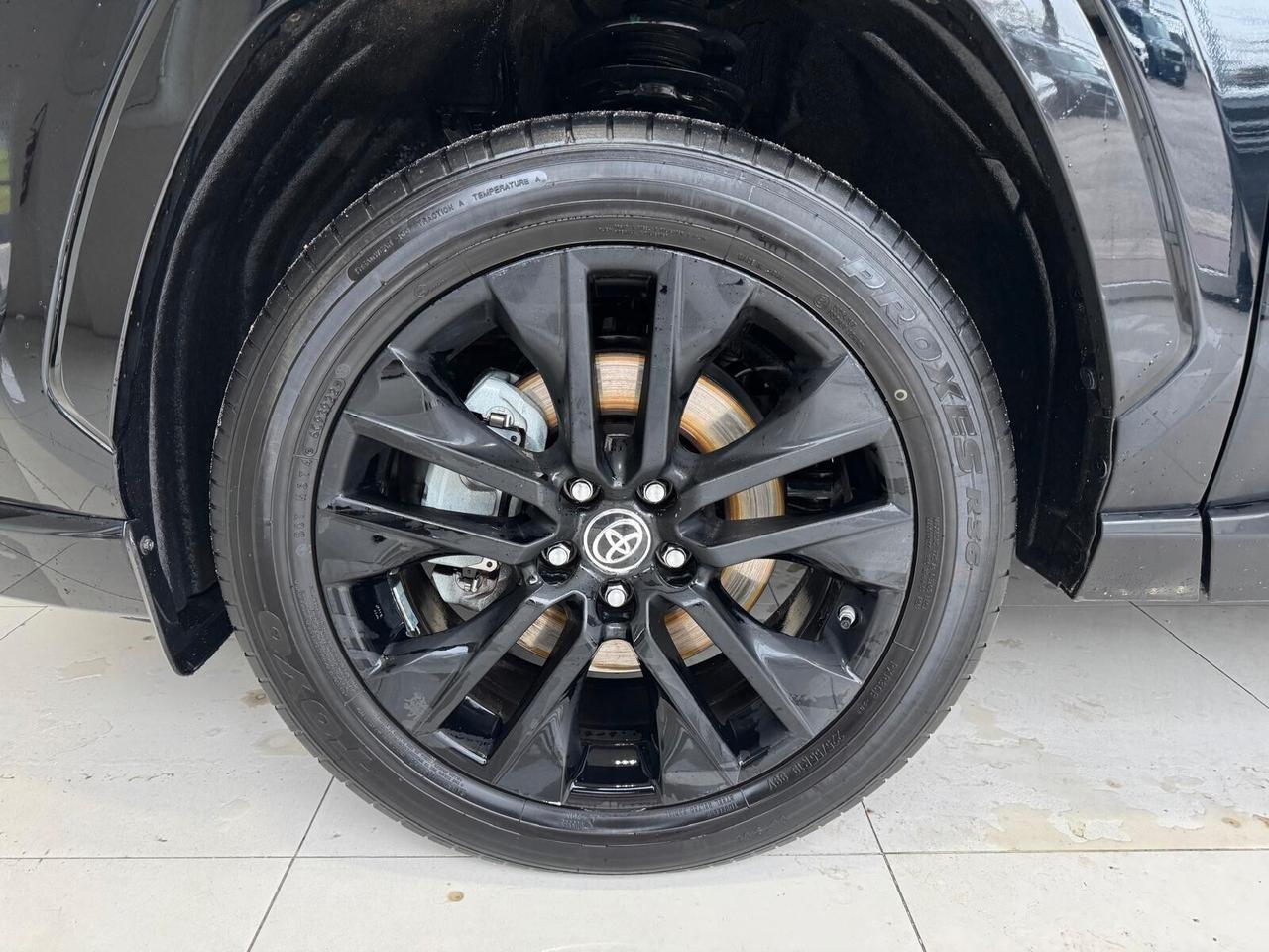 Toyota RAV 4 2.5 HV E-CVT 2WD Black Edition