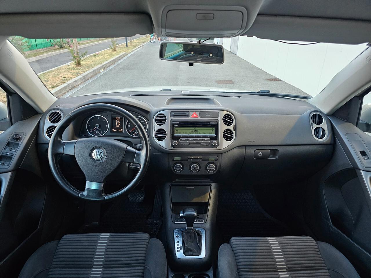 Volkswagen Tiguan 2.0 TDI DPF 4MOTION tiptronic Sport & Style