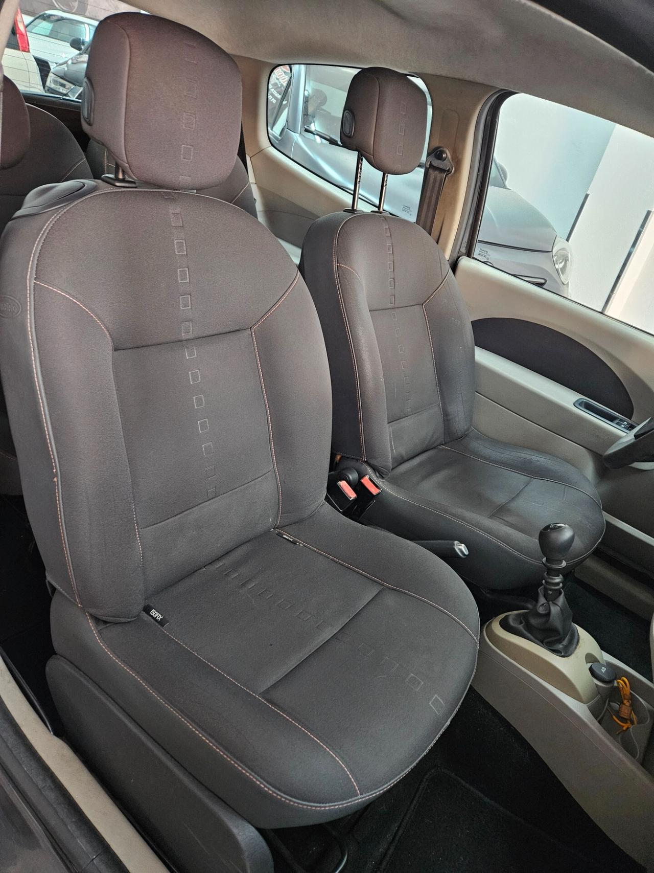 Renault Twingo 1.2 8V Dynamique