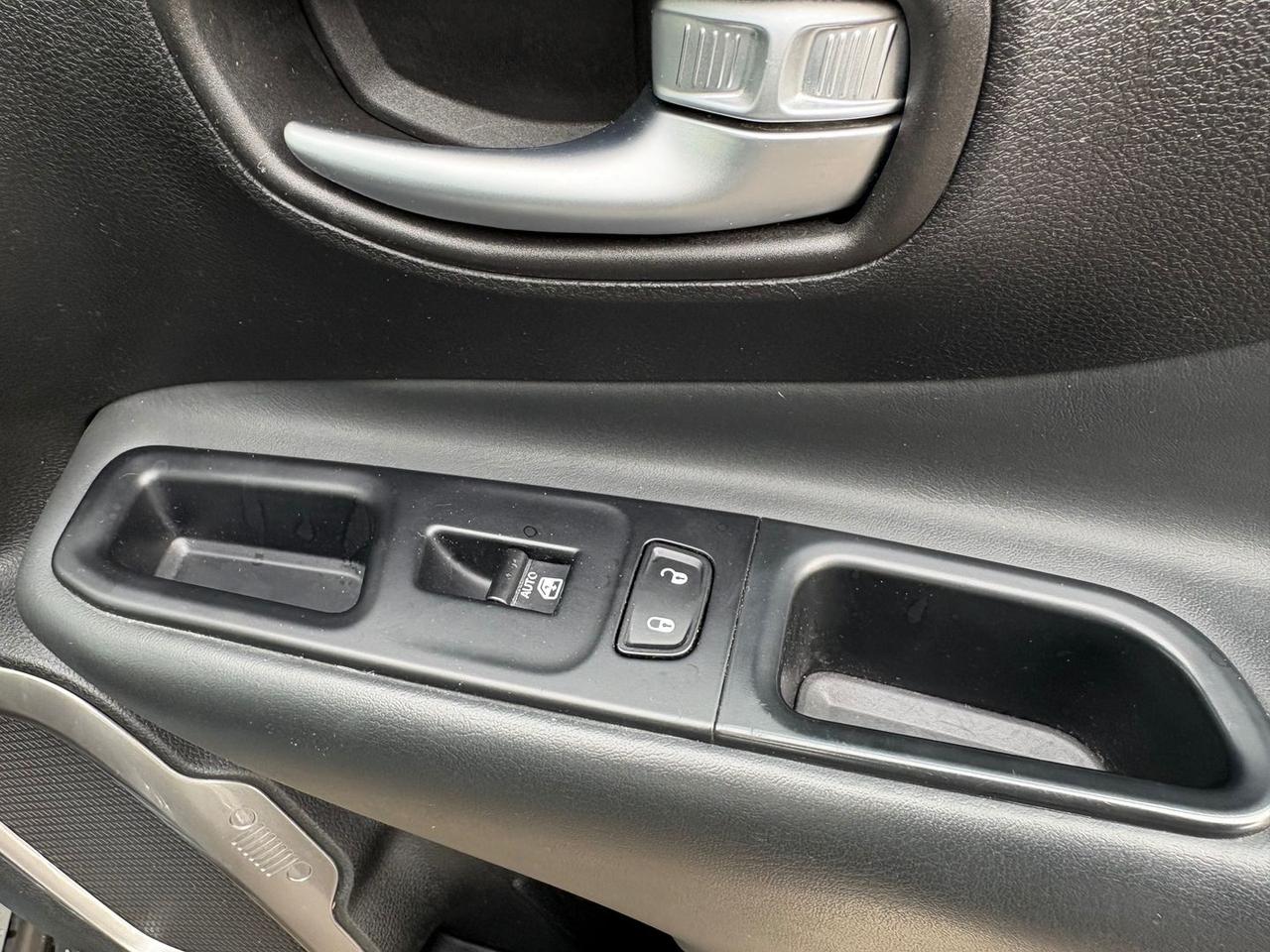 Jeep Renegade 1.6 MultiJet Limited #9339