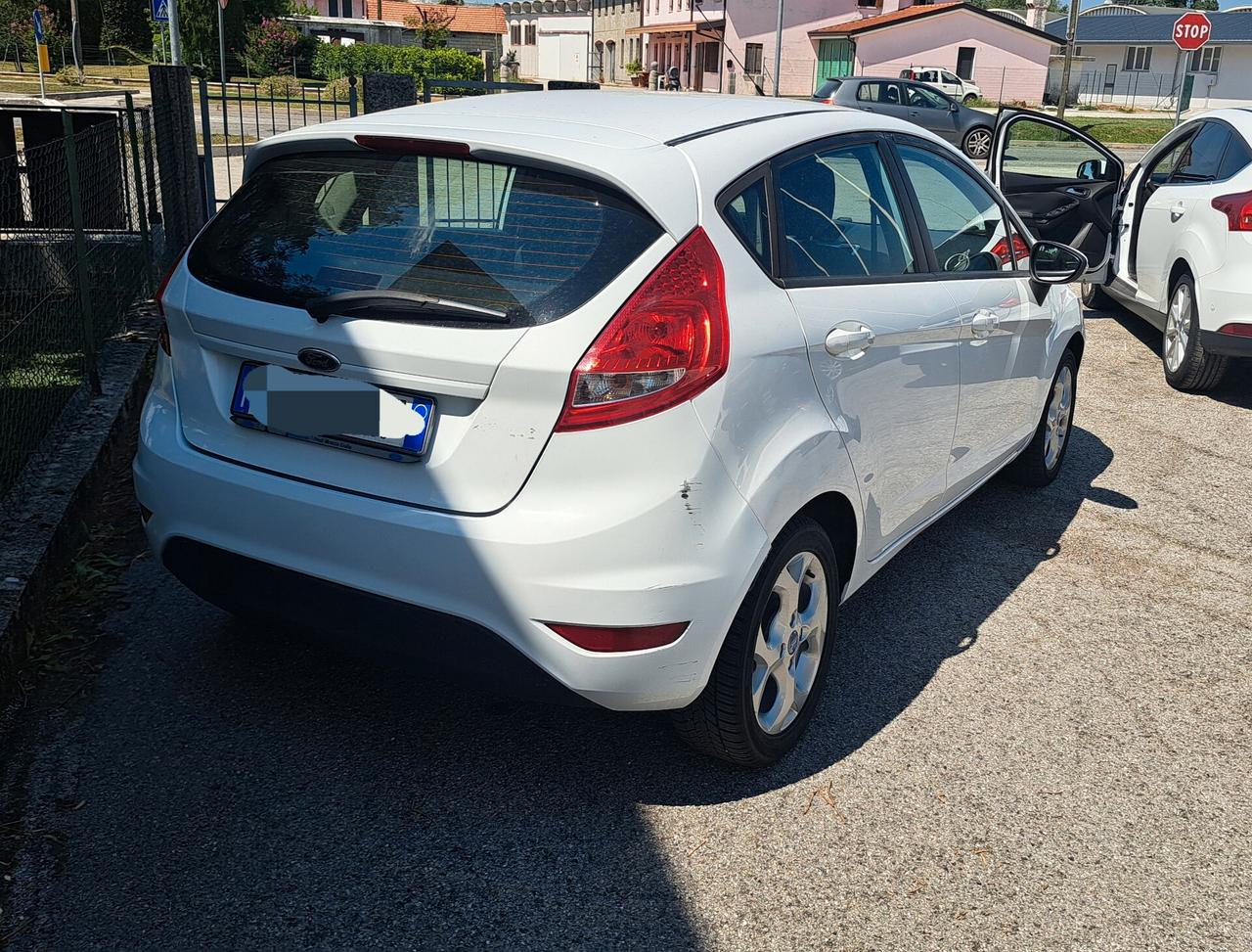 Ford Fiesta 1.2 60CV 5p. Titanium OK NEO PATENTATI