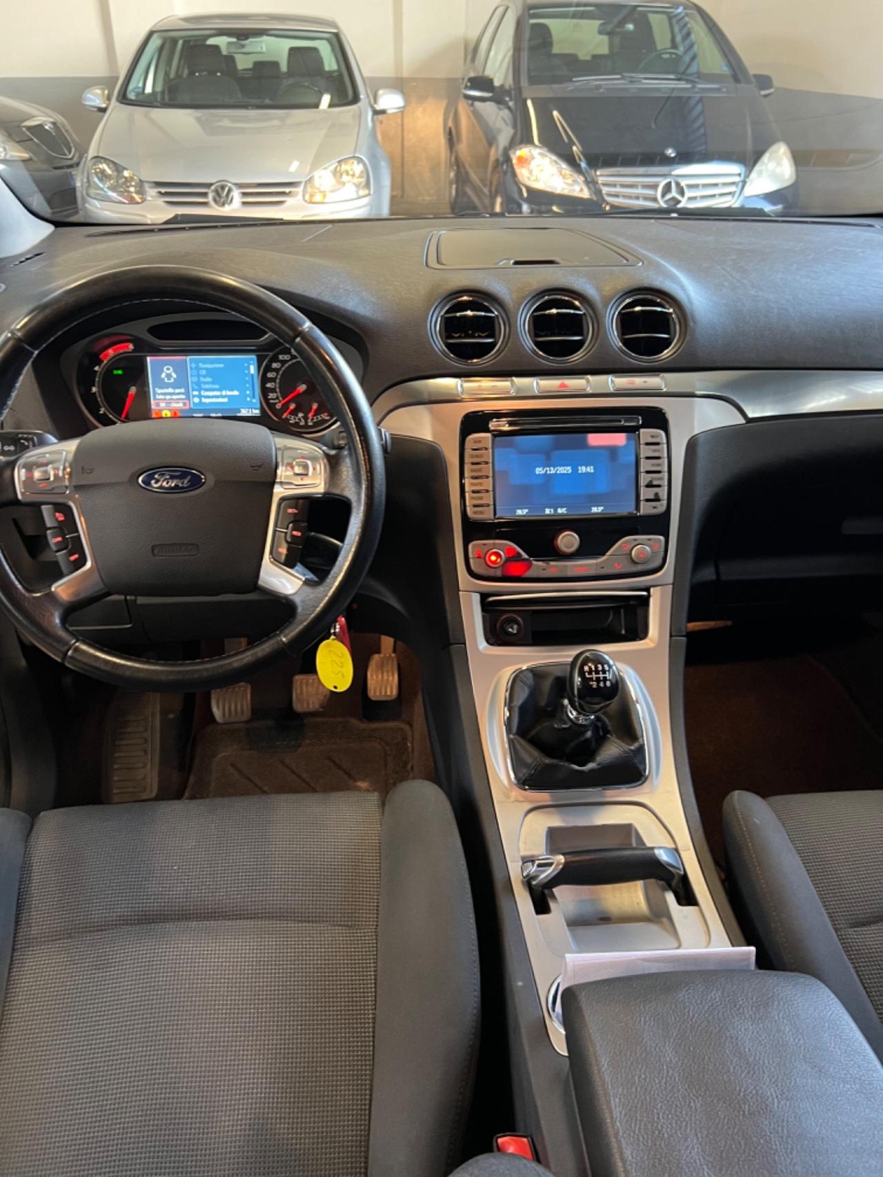 Ford S-Max 2.0 TDCi 140CV Titanium DPF