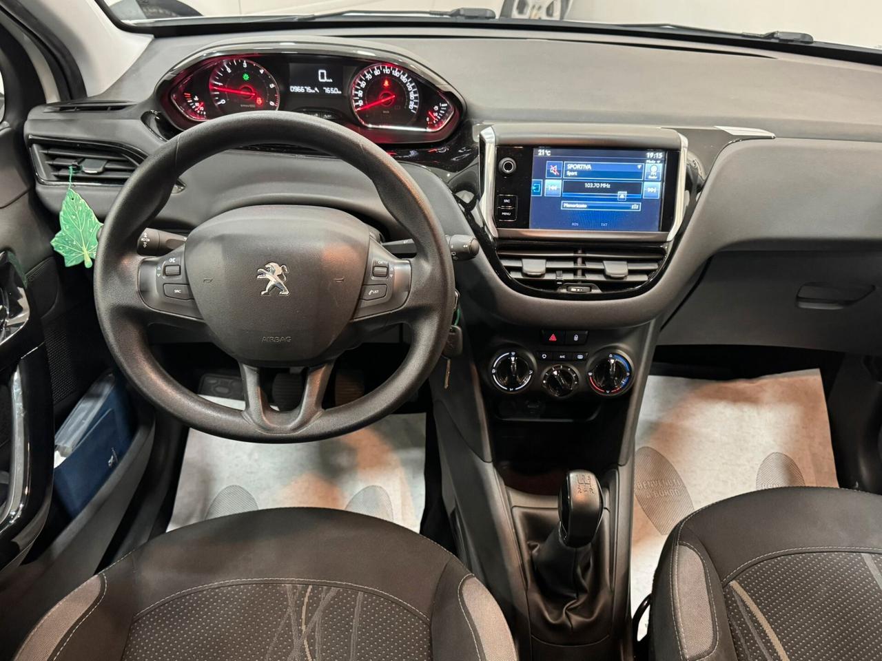 Peugeot 208 gpl porte Allure