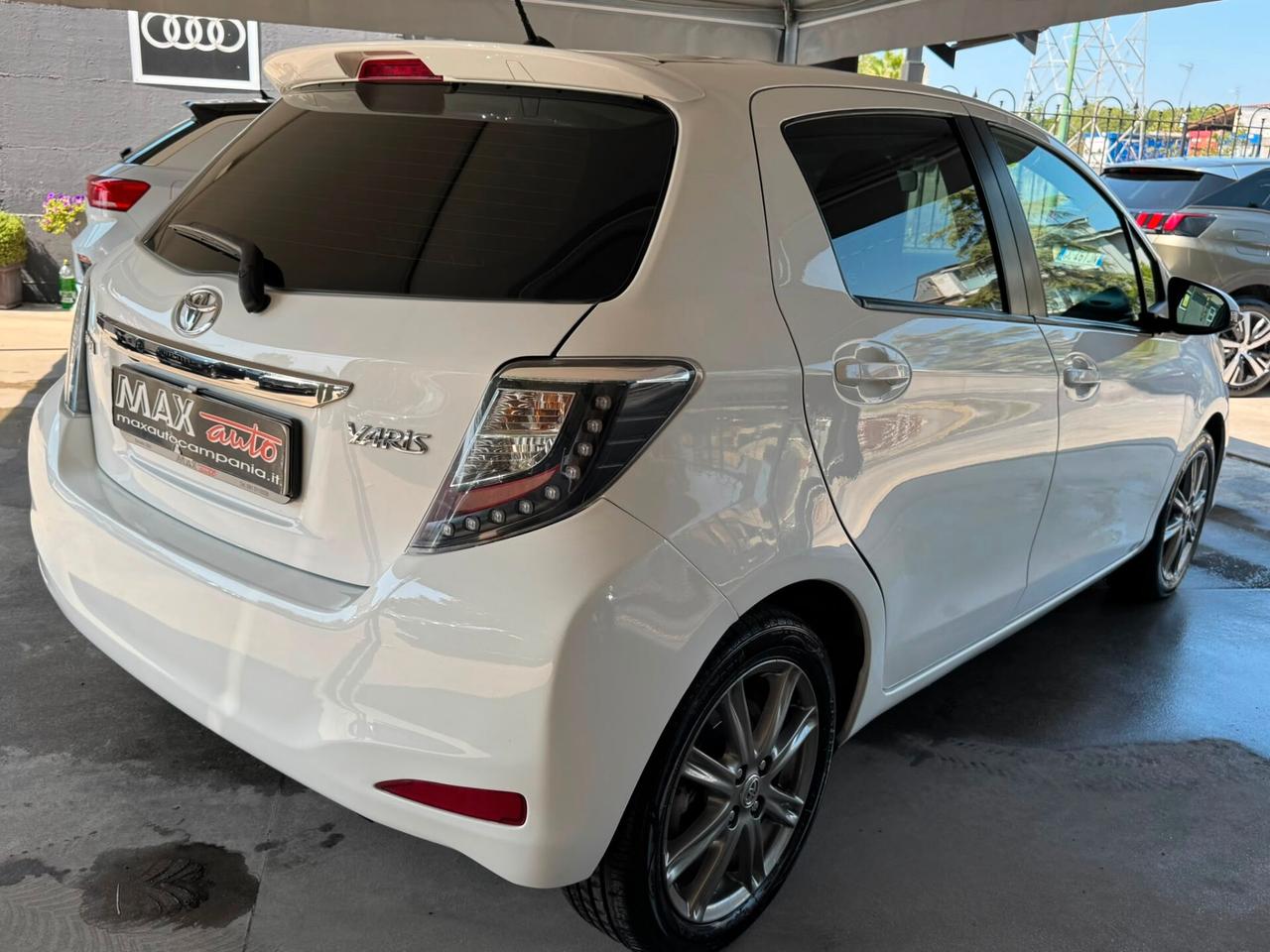 Toyota Yaris 1.4 D-4D 5 porte Lounge AUTOMATICA