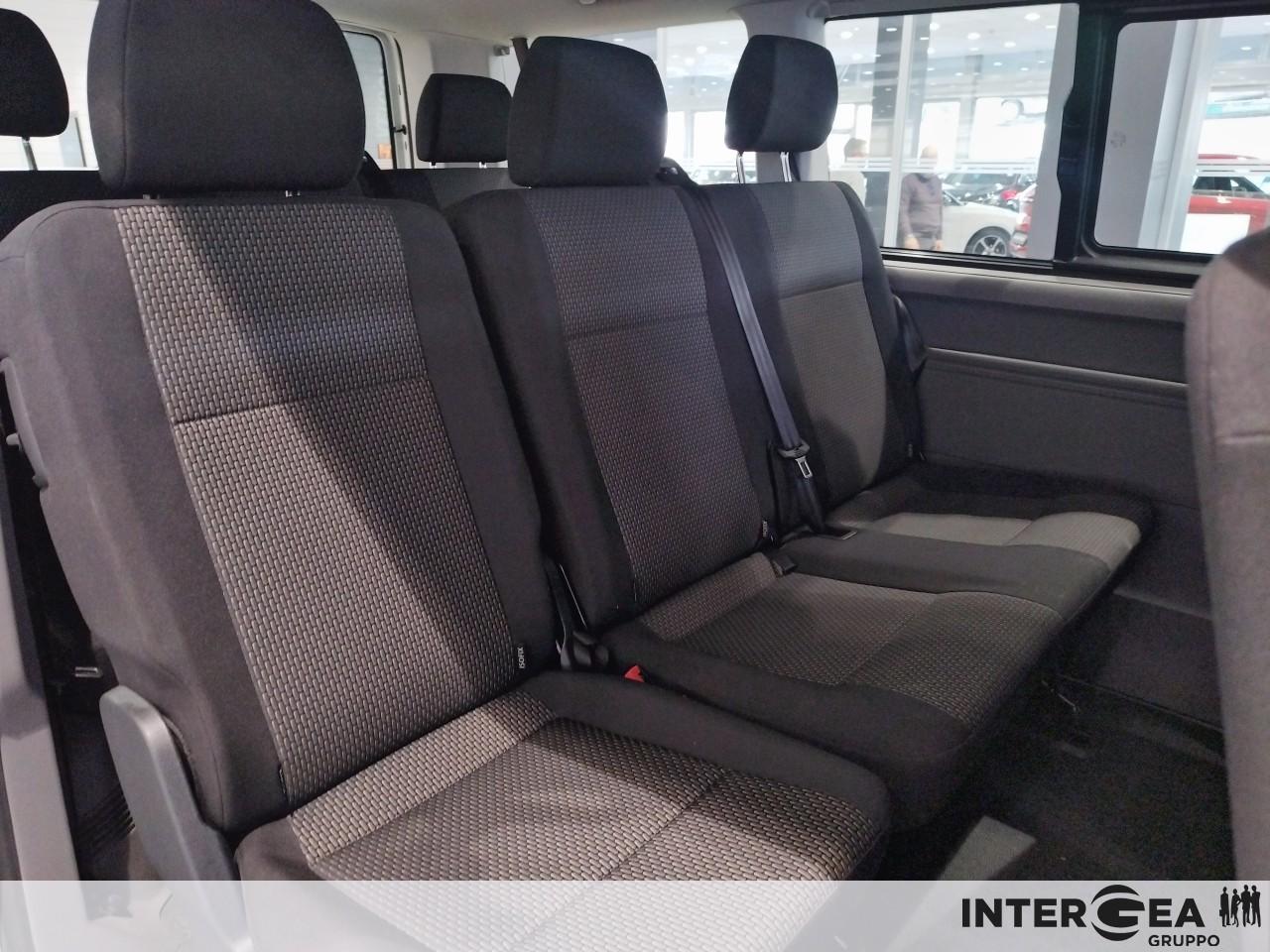 VOLKSWAGEN Caravelle 2.0 tdi 150cv Trendline p.c. dsg7