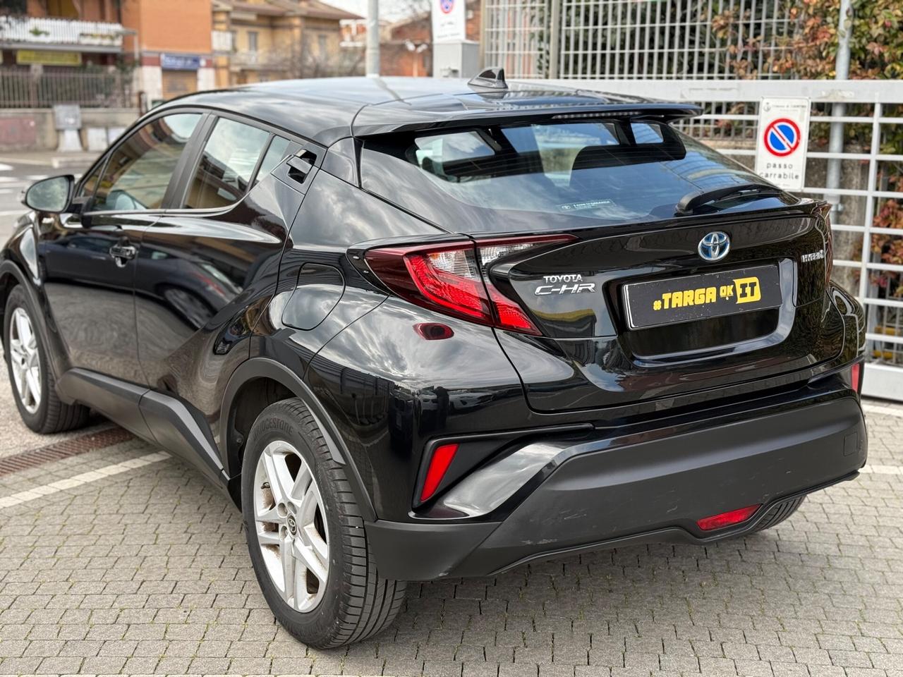 Toyota C-HR 1.8 Hybrid E-CVT Active GARANTITA