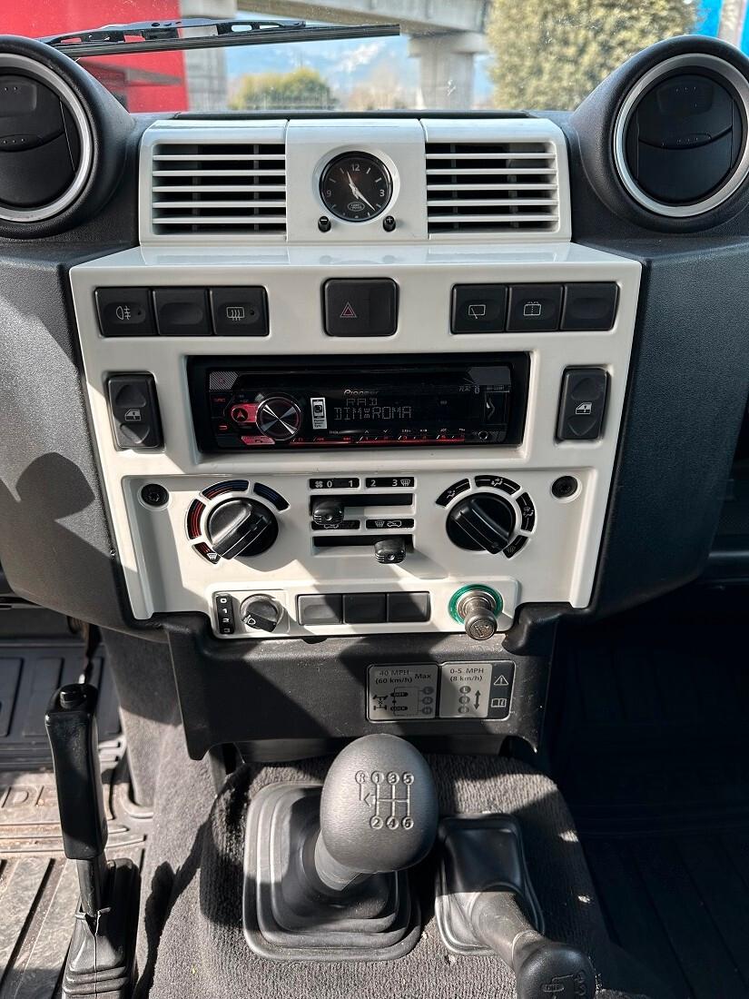 Land Rover Defender 90 2.4 TD4 Soft top E VETTURA
