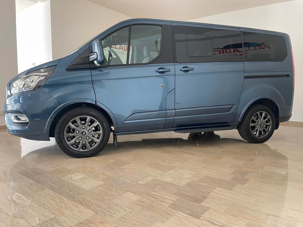 Ford Tourneo Custom 185CV MHEV Titanium SOLO 56448 KM CERTICATI