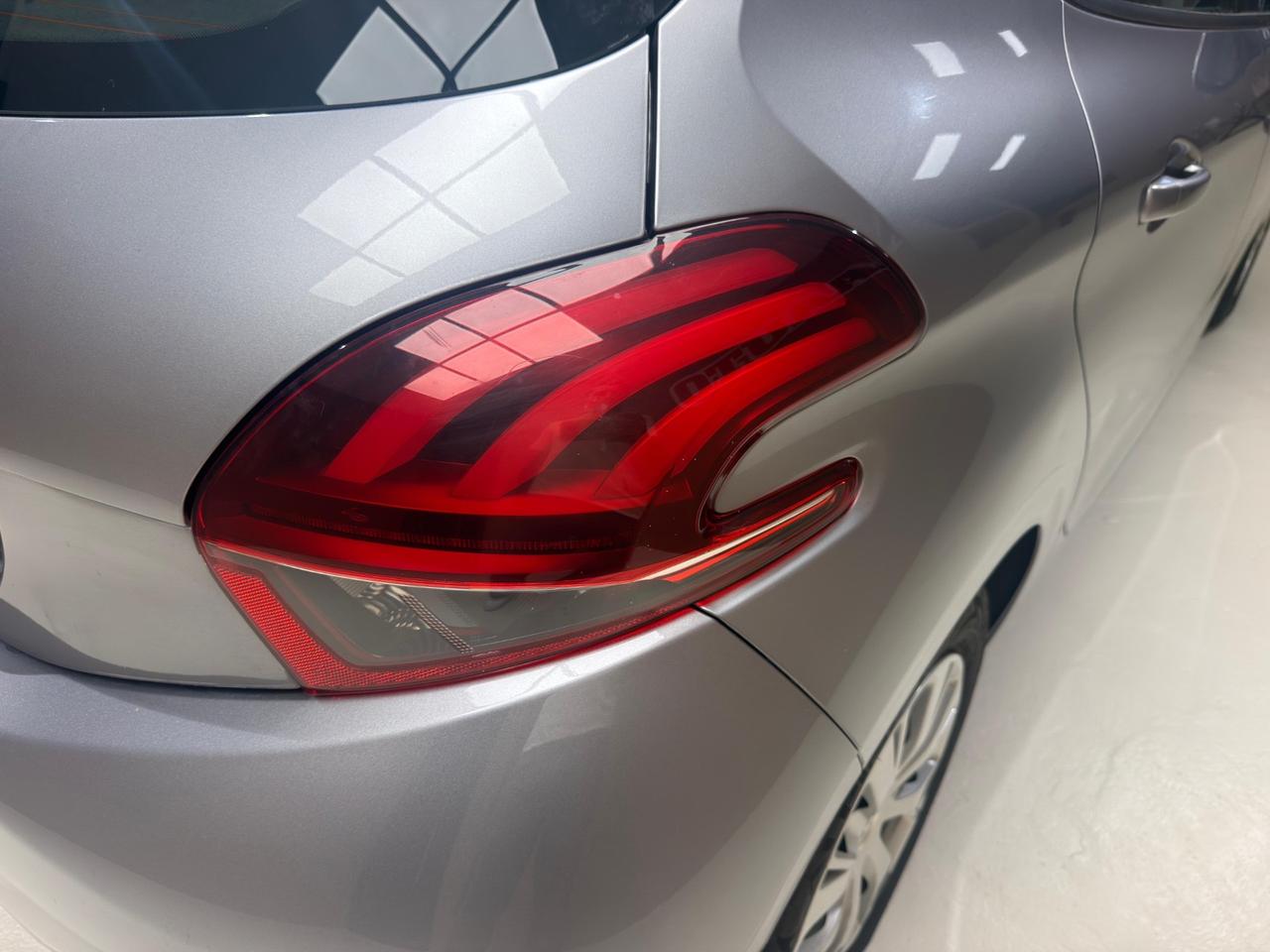 Peugeot 208 PureTech 82 Stop&Start 5 porte Allure