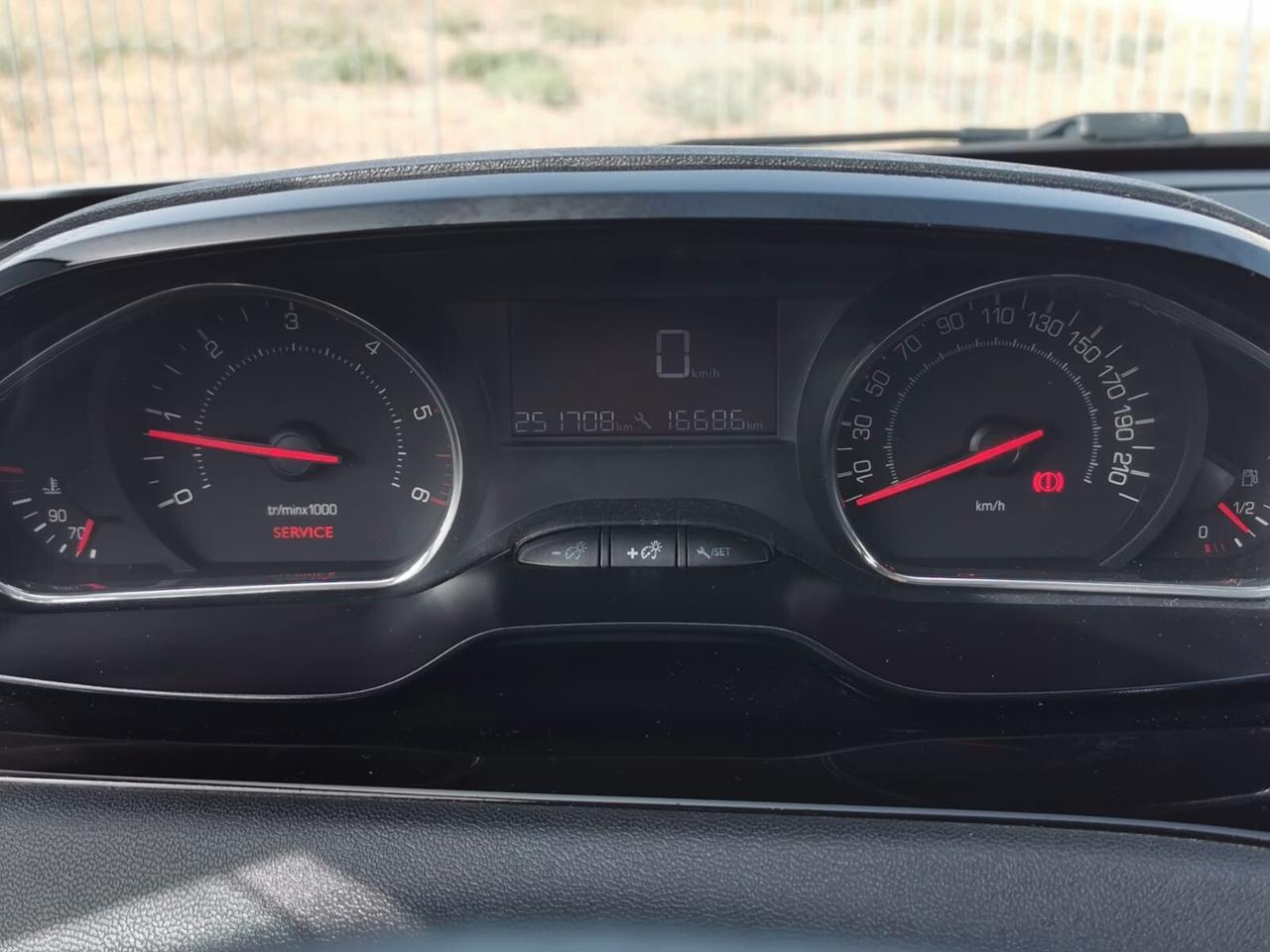 Peugeot 208 1.4 HDi 68 CV 5P. Active SUPERPREZZO