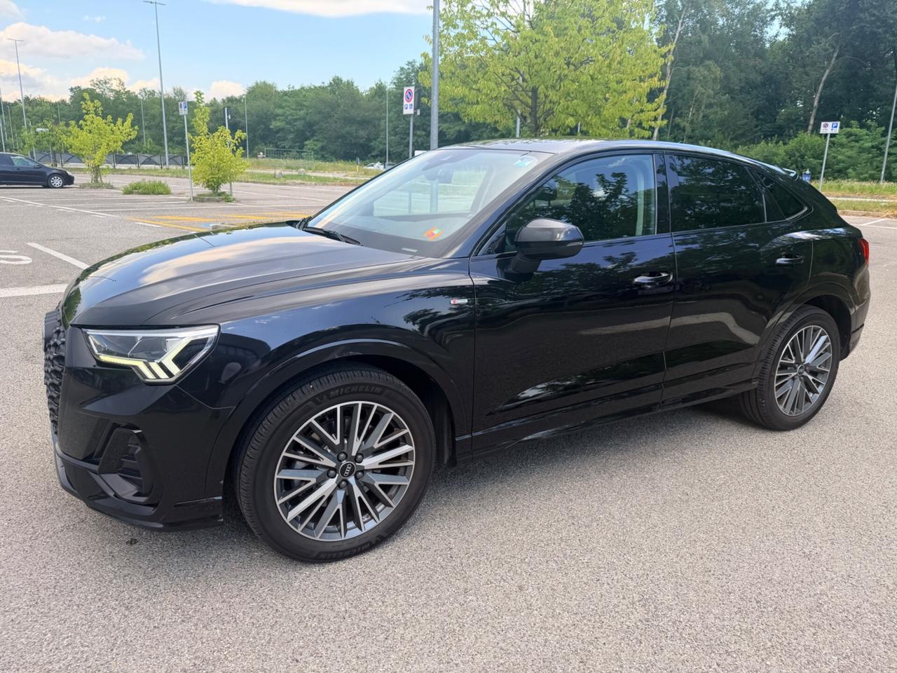 Audi Q3 SPB 40 TDI quattro*Automatik*S Line esterno*Cecrhi*
