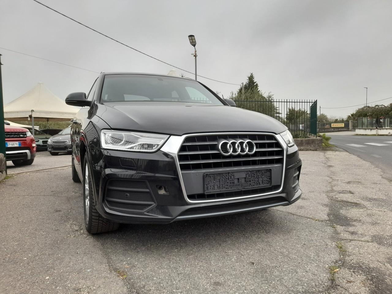 Audi Q3 2.0 TDI 140 CV S-line