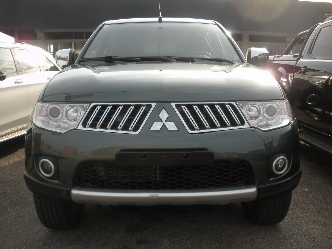 Mitsubishi L200 2.5 DI-D/136CV DC Invite DPF