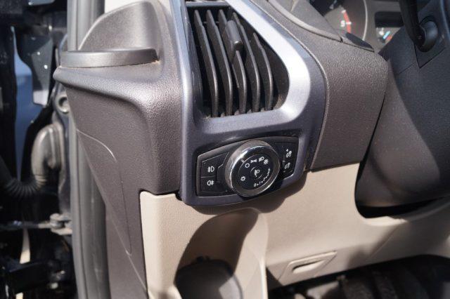 FORD Tourneo Custom 300 2.2 TDCi 155CV PL Trend