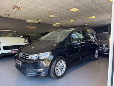 Volkswagen Touran 2.0 TDI 150 CV SCR DSG Executive BlueMotion Tech.