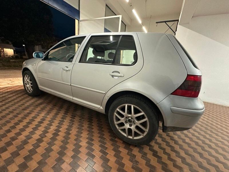 VOLKSWAGEN Golf 4ª serie Golf 1.6 16V cat 5 po...