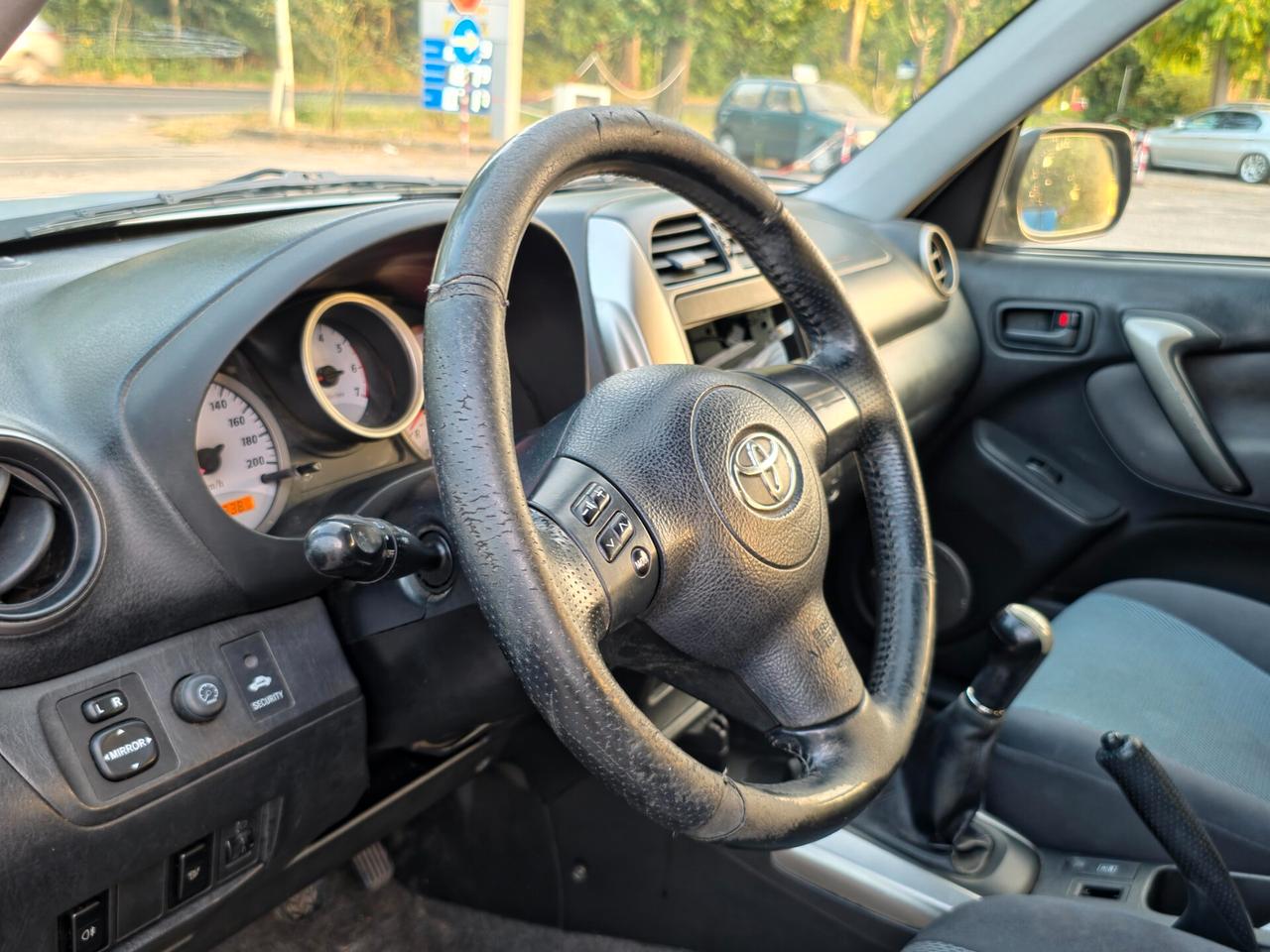 Toyota RAV 4 RAV4 2.0 Tdi D-4D cat 5 porte CV-116 E3 Manuale 4x4 2005
