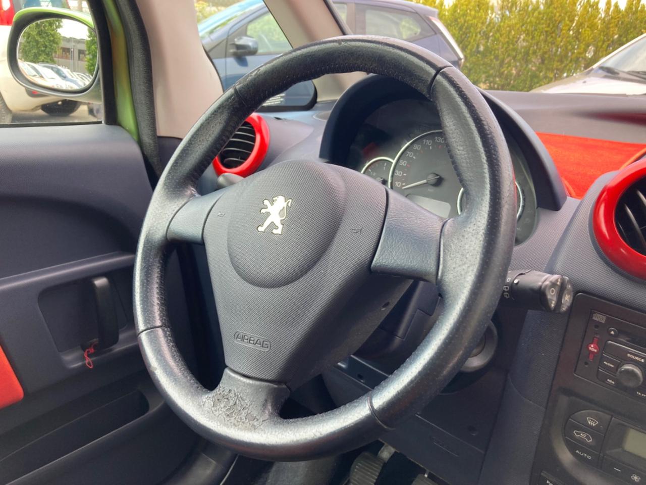 PEUGEOT 1007 1.4 HDI (KM 152.687)
