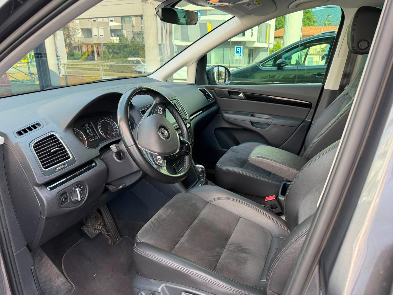 Volkswagen Sharan 2.0 TDI 184 CV SCR DSG Executive BlueMotion Tech.