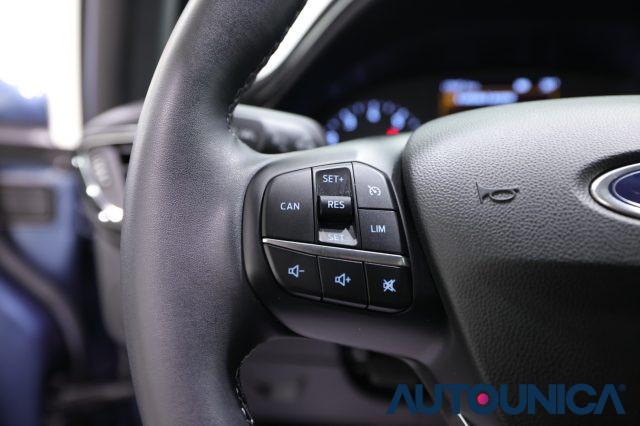 FORD Fiesta 1.1 75 CV 5 PORTE TITANIUM NEOPATENTATI FARI LED