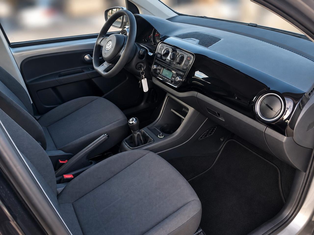 Volkswagen up! MOVE