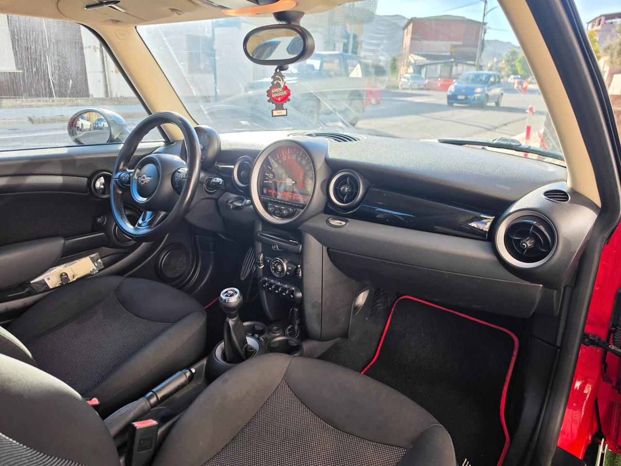 Mini 1.6 16V One D