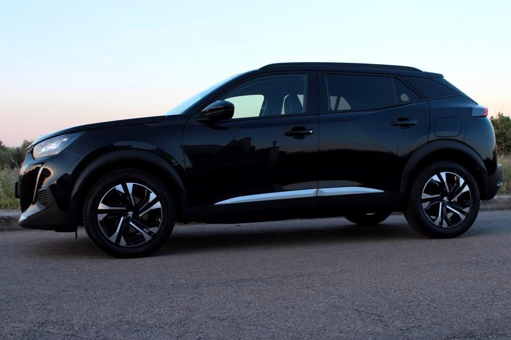 PEUGEOT 2008 1.5 BlueHDi 110 CV *LED *Carplay