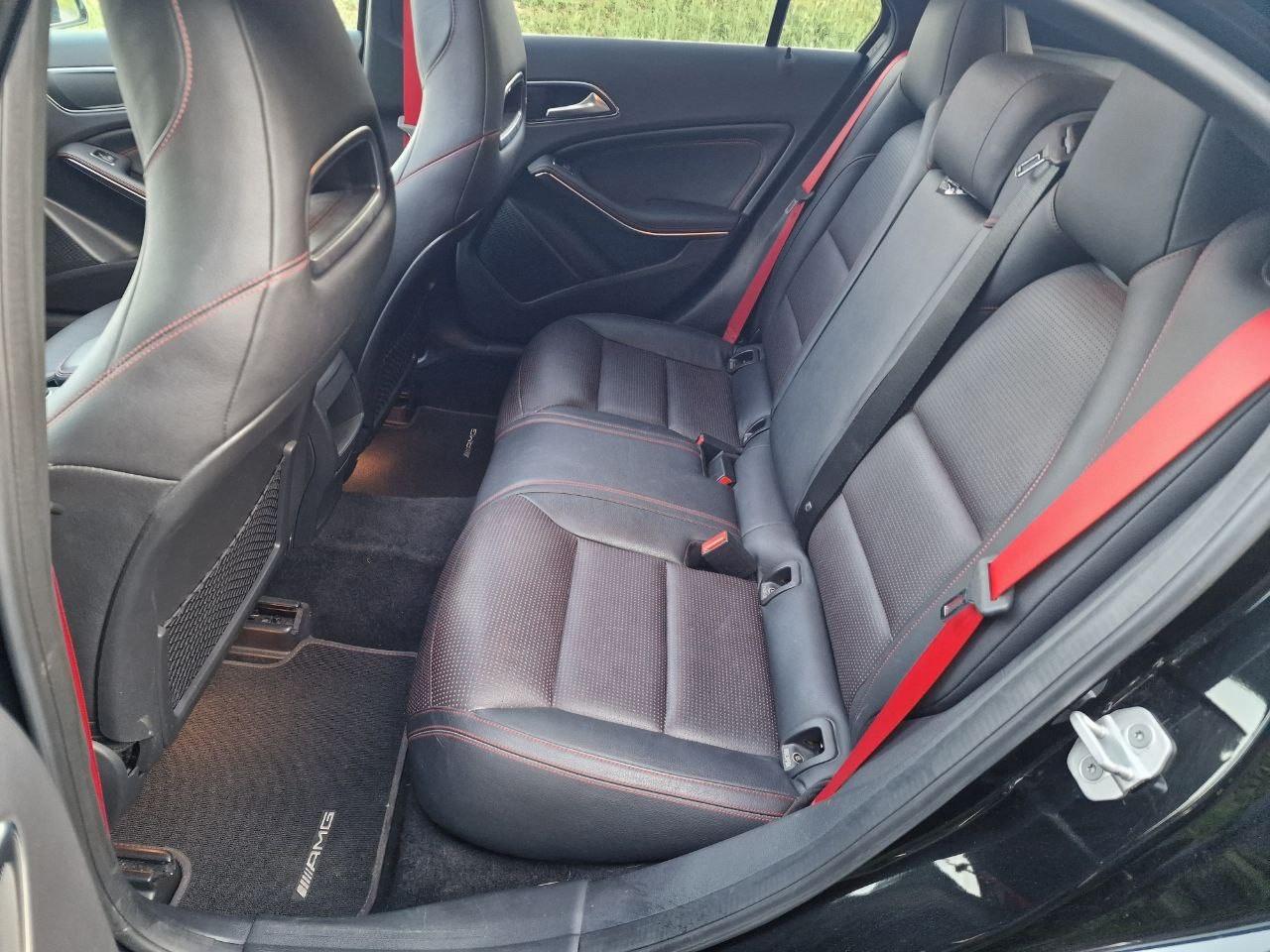 Mercedes-benz A45 AMG