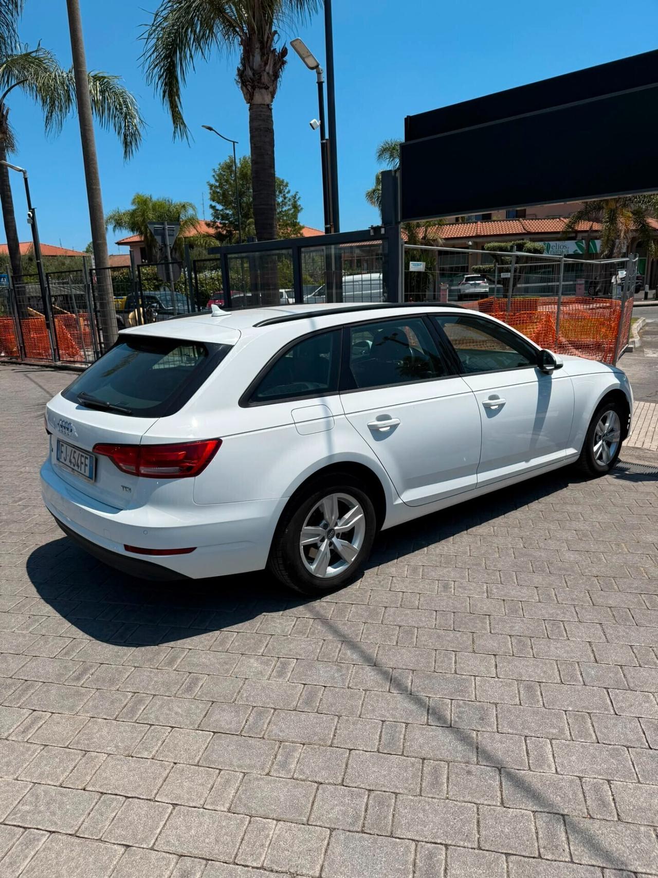 Audi A4 Avant 2.0 TDI 150 CV ultra S tronic