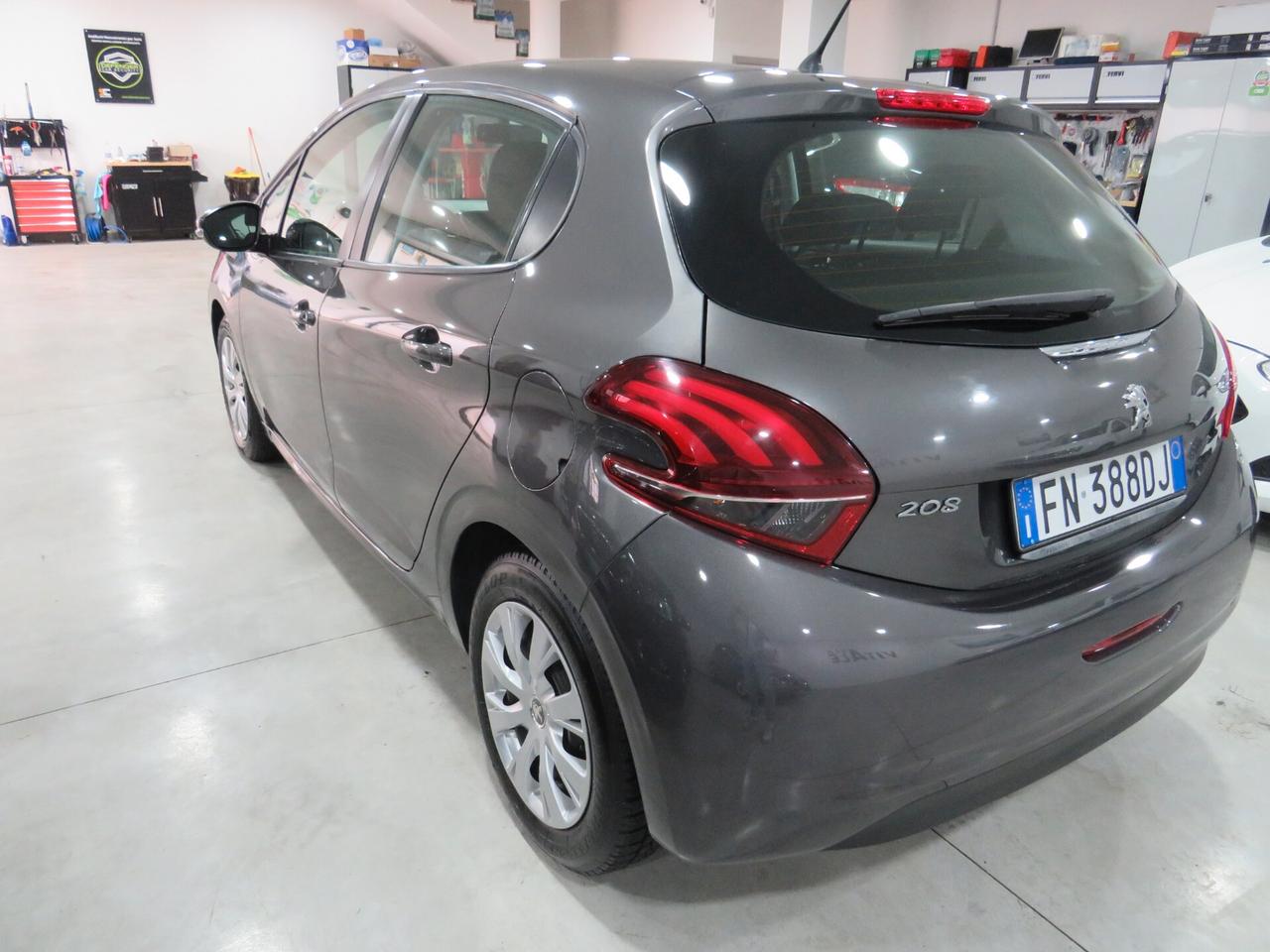 Peugeot 208 1.4 HDi 68 CV 5 porte Active