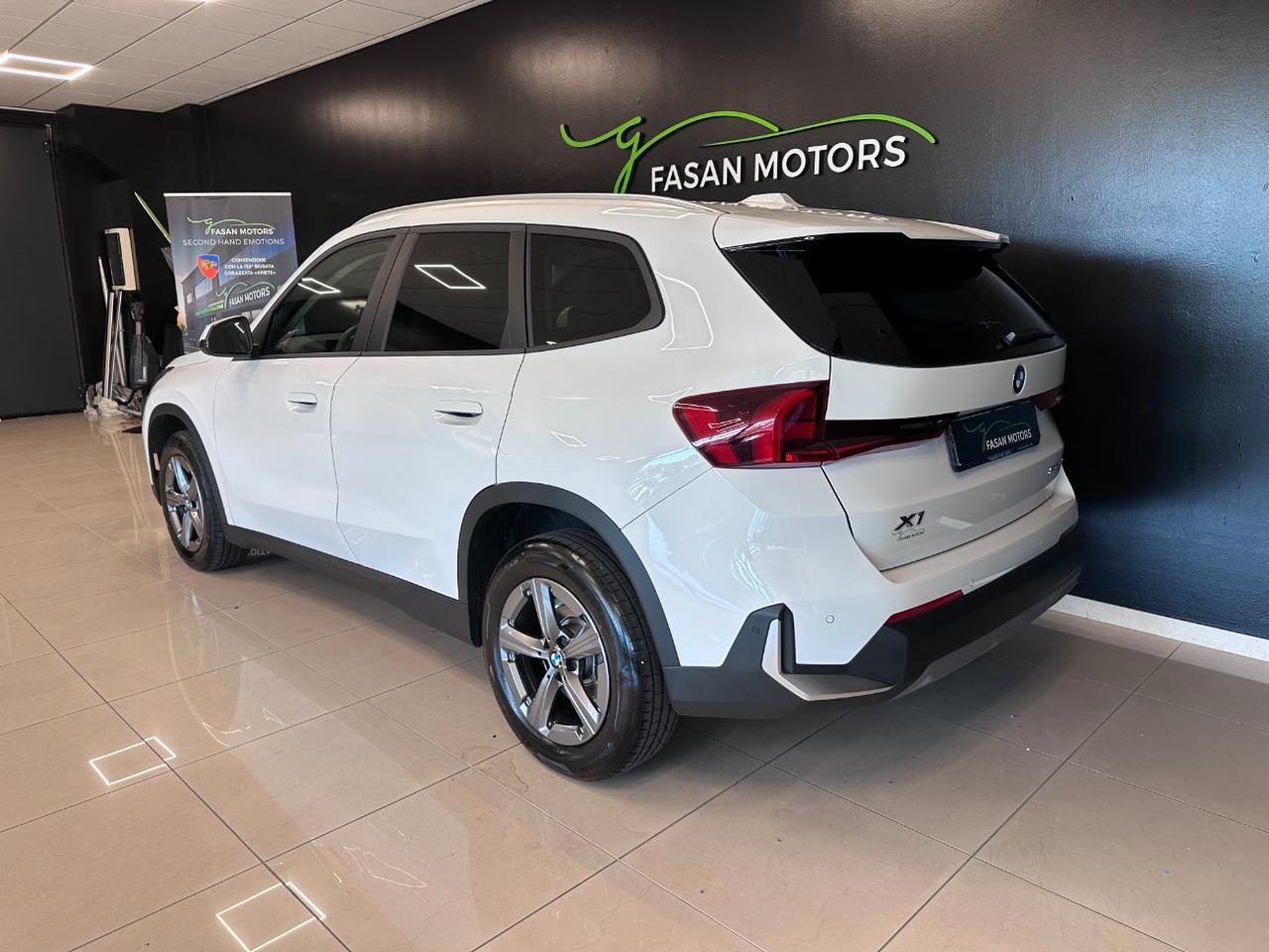 BMW X1 sdrive18i X-Line auto BOLLO PAGATO FINO A GENNAIO 2027