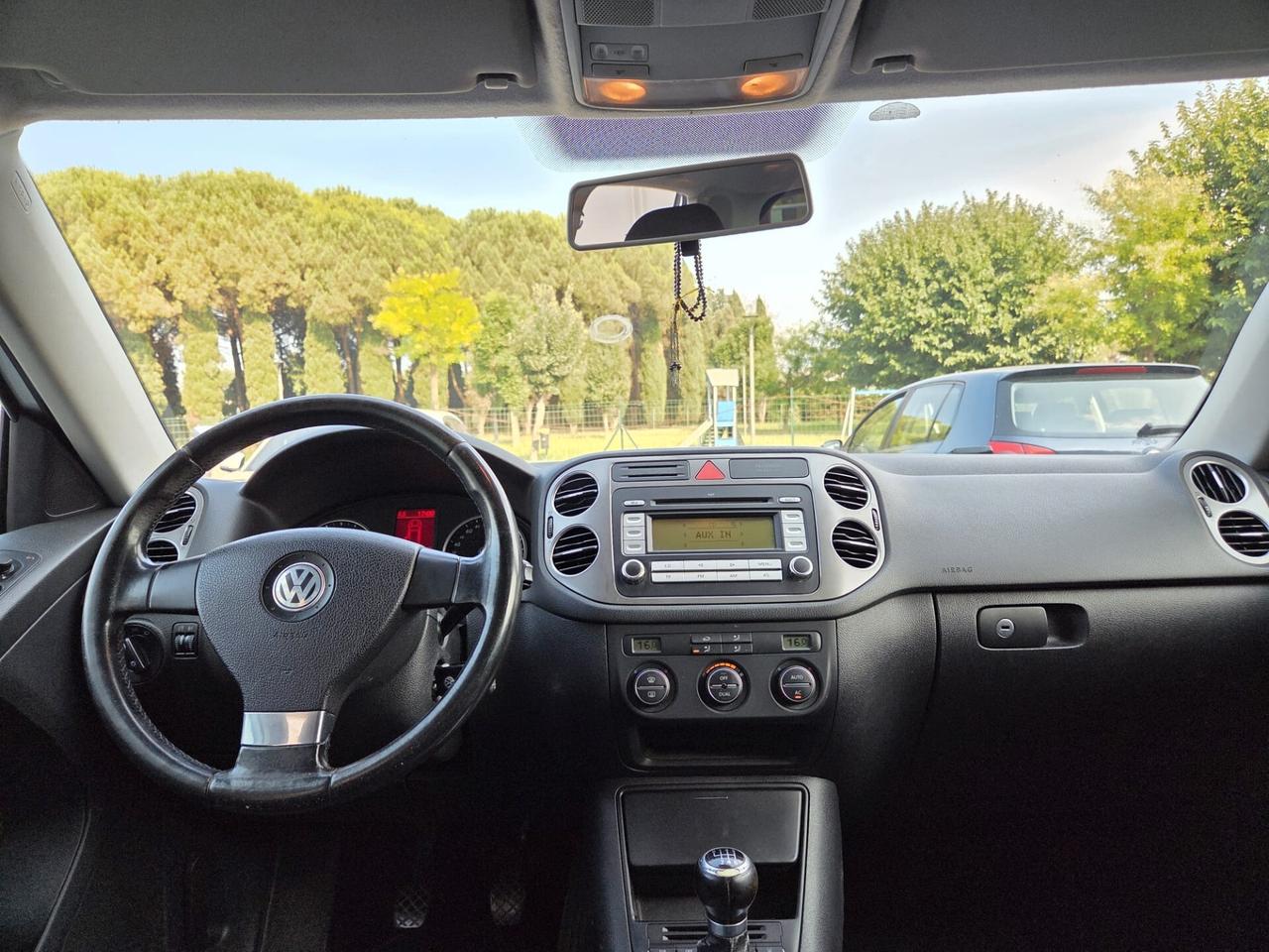 Volkswagen Tiguan 2.0 16V TDI DPF Sport & Style (18°)