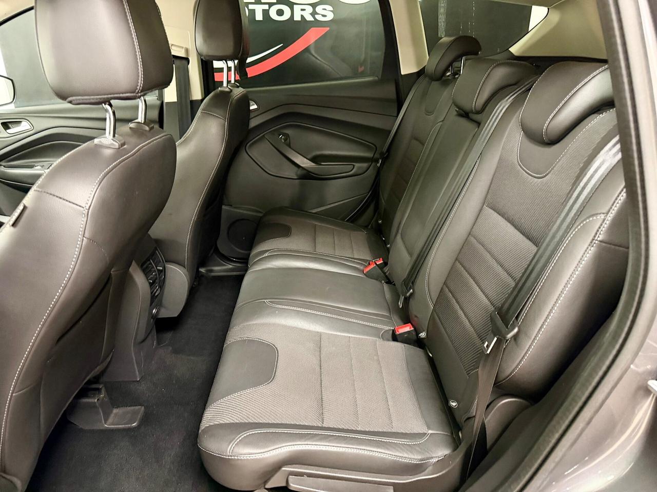 Ford Kuga 2.0 TDCI 140 CV 4WD Titanium