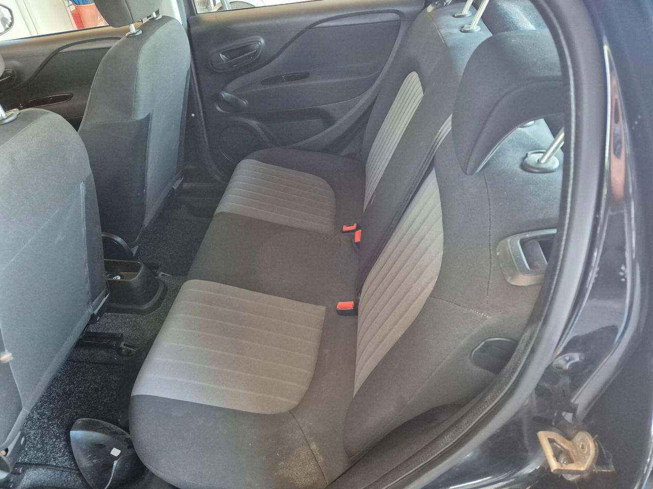 Fiat Punto 1.2 8V 5 porte Street GPL