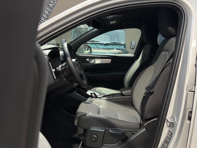 VOLVO XC40 B3 automatico Core