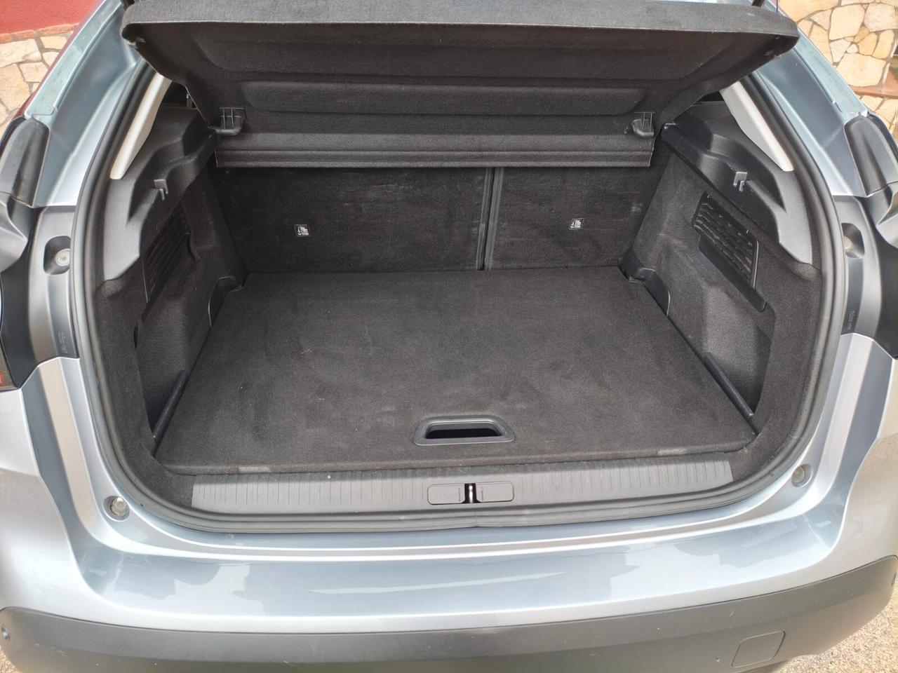 Citroen C4 BlueHDi 130 S&S EAT8 Shine