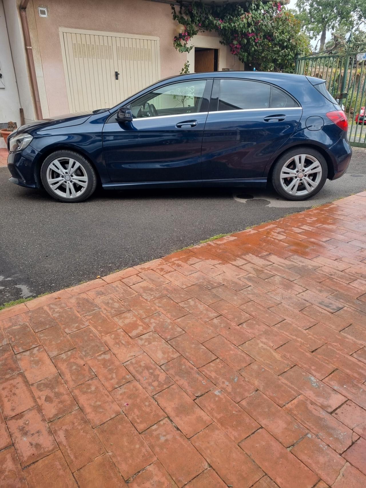 Mercedes-benz A 200 A 200 d Sport