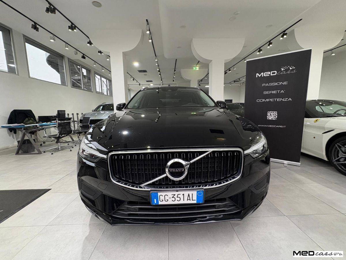 VOLVO - XC60 - B4 AWD Geartronic Momentum