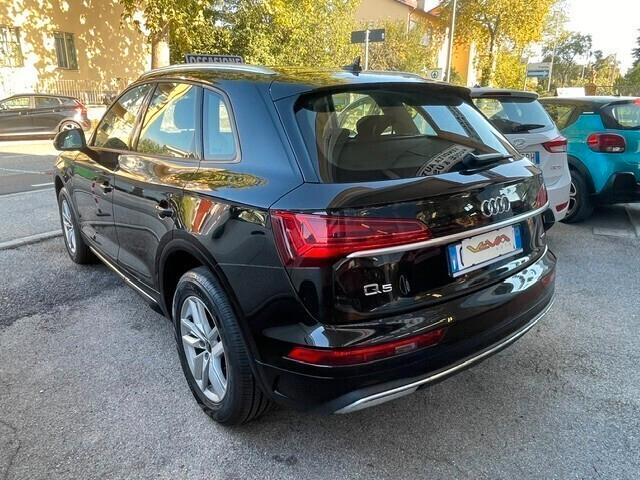 Audi Q5 40 TDI 204 CV quattro S tronic Business Advanced