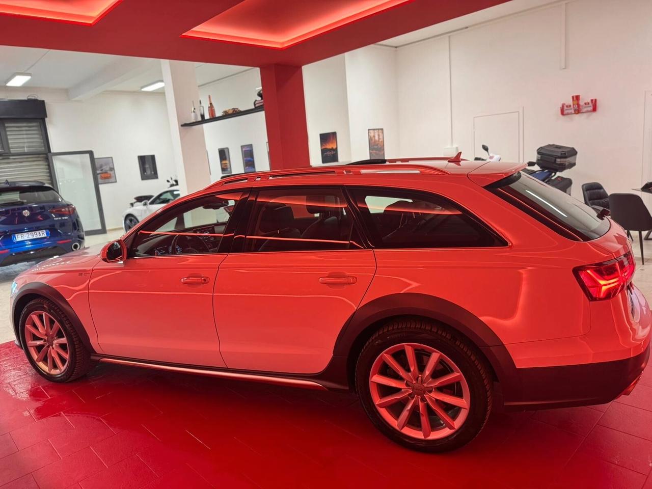 Audi A6 allroad 3.0 TDI 272 CV S tronic Business Plus