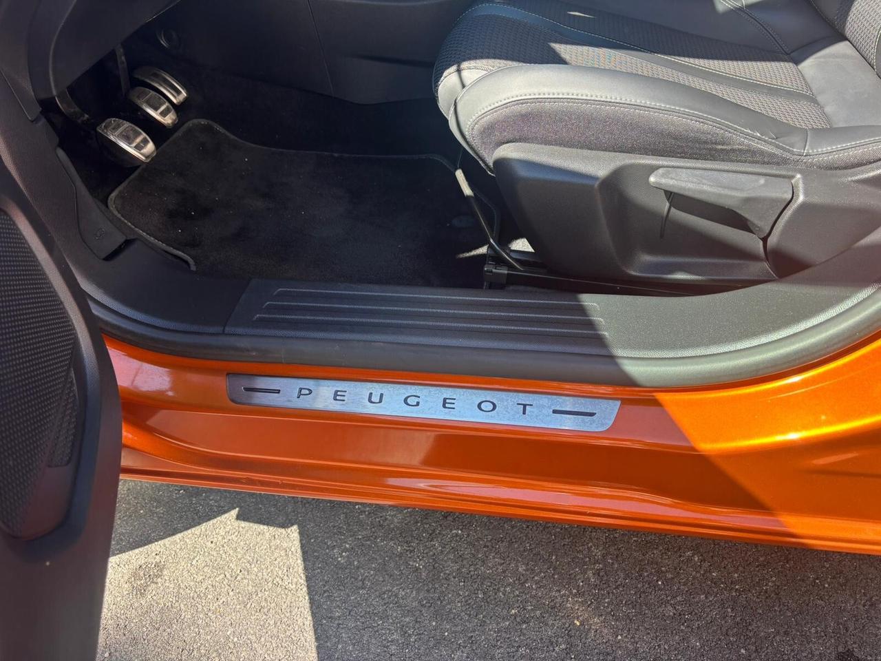 Peugeot 2008 BlueHDi 100 S&S GT Line