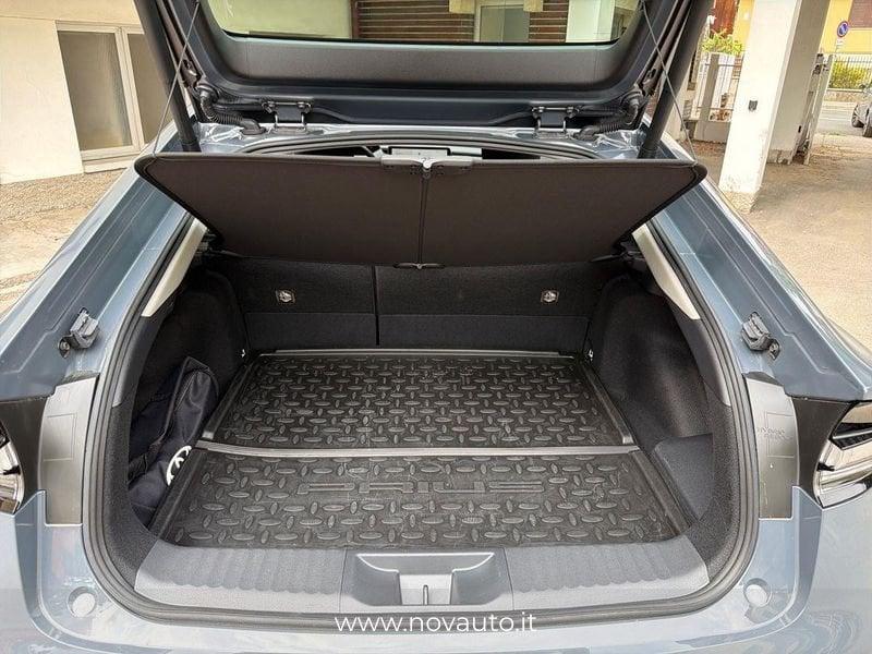 Toyota Prius Plug-in Hybrid Lounge