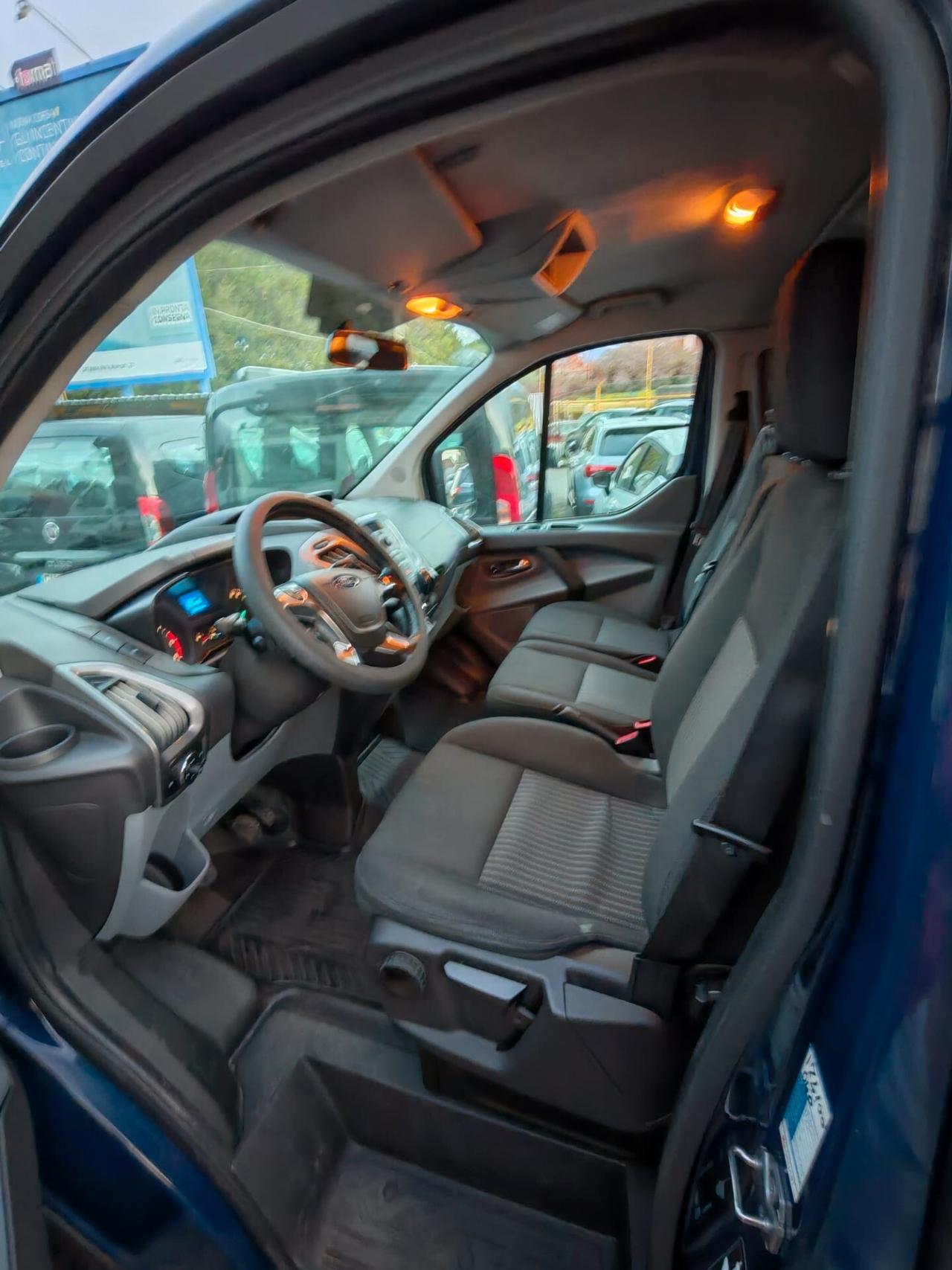 Ford Transit Custom 340 2.0 TDCi 130 PC Com Passo lungo