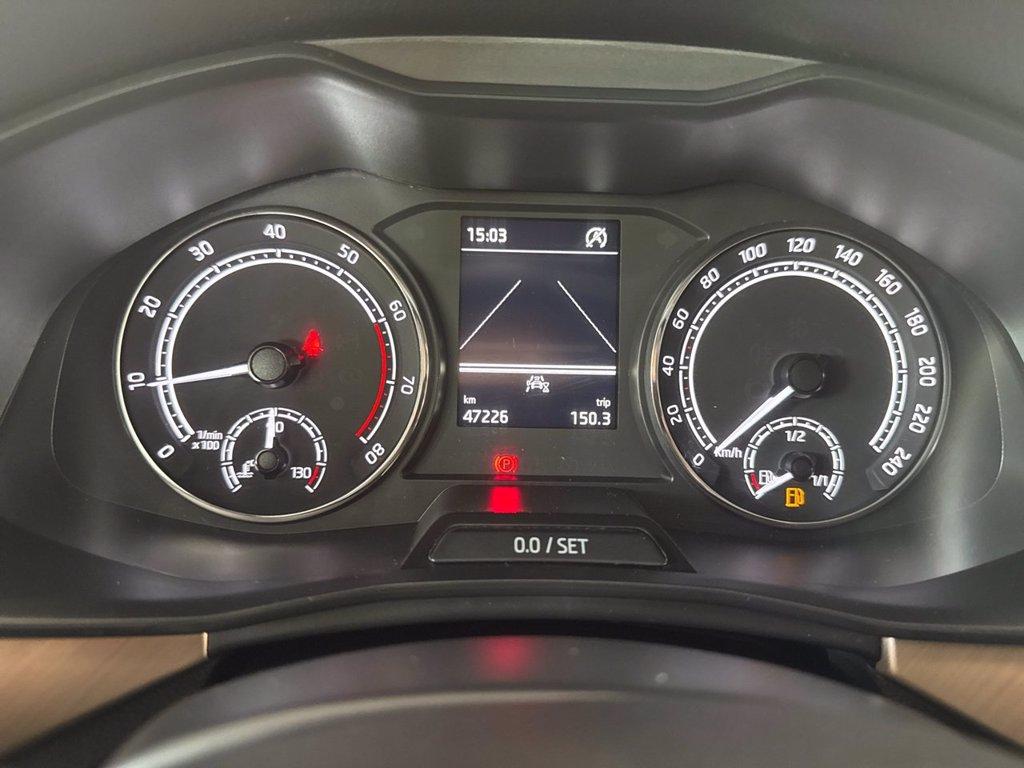 SKODA Kamiq 1.0 tsi black dots 95cv del 2023